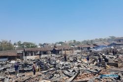Selidiki Penyebab Kebakaran, Kapolda Jateng Datang ke Pasar Slogohimo Wonogiri