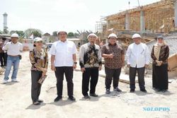 Pimpinan DPRD Solo Cek Proyek Drainase & Taman Cerdas Panularan