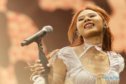 Profil Nadin Amizah, Penyanyi yang Curhat Alami Pelecehan Seksual