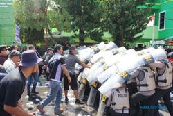 Pakai Water Canon, Ratusan Polisi-TNI Wonogiri Berlatih Atasi Kericuhan Pemilu