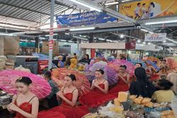 Unik! Tari Balet dan Wayang Ditampilkan di Pasar Gede Solo