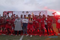 Selamat! Tim Sepak Bola Gemolong Juara Bupati Sragen Cup 2023 Lewat Adu Penalti
