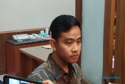 Deddy Sitorus: Gibran Langsung Dipecat jika Terima Tawaran Prabowo