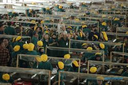 Kunjungi Pabrik Rokok di Malang, Ganjar Serap Aspirasi Ribuan Pekerja
