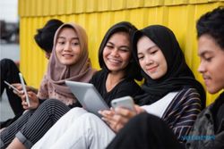 Indonesia Posisi ke-4 Dunia Paling Banyak Pengguna HP