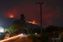 Kebakaran Gunung Lawu Meluas, BNPB Kerahkan Helikopter Water Bombing