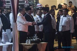 Presiden Jokowi Pimpin Parade Senja HUT ke-78 TNI di Kemhan