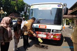RSI Amal Sehat Serahkan 1 Unit Bus Sekolah untuk Jalur Kedawung-Sragen