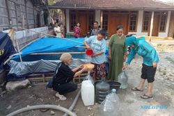 Relawan Gajarist Sragen Kirim 8 Tangki Air Bersih ke 2 Kecamatan