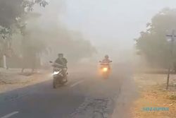 Tolong! Warga Guyung Ngawi Alami Gangguan Pernapasan Akibat Polusi Pabrik Arang