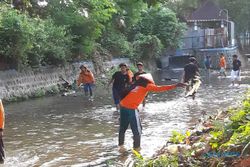 Terlalu! 10 Karung Sampah Pampers Bekas Cemari Sungai di Pengging Boyolali