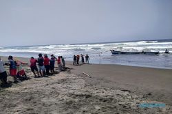 Kapal Compreng Terbalik di Cilacap, 1 ABK Meninggal, 6 Selamat dan 2 Hilang