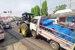 Kecelakaan Beruntun Libatkan 3 Kendaraan di Madiun, Sopir Pikap Luka-luka