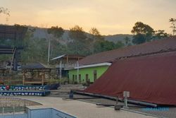 Tempat Wisata Sengon Hills Ngawi Rusak Akibat Angin Helikopter Water Bombing