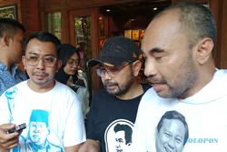 Kornas Relawan Bolone Mase Bantah Dibantu Polri Pasang Baliho Prabowo-Gibran