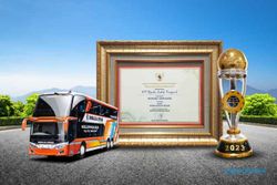 PT Rosalia Indah Transport Raih Penghargaan Bergengsi dari Menteri Perhubungan