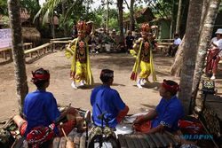 Atraksi Seni Budaya di Desa Wisata Adat Osing Kemiren Banyuwangi