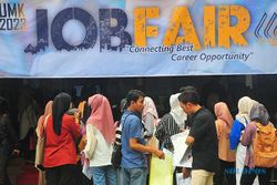 Diikuti 23 Perusahaan, Ribuan Pencari Kerja Serbu UMK Job Fair 2023 di Kudus