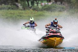 Pembalap Prancis Menangi Balap Endurance Jetski Aquabike 2023 di Danau Toba