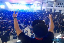 Konser SRM V 2023 di Gedung SMS Sragen Sukses Sedot Ribuan Rocker Nusantara