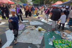 Haul ke-112 Habib Ali Selesai, Jl Kapten Mulyadi Solo Banyak Sampah 