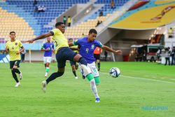 Pelatih Brasil Sebut Rumput Stadion Manahan Lebih Baik Dibanding JIS