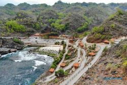 Bisa Jadi Alternatif Libur Nataru, Ini Lokasi & Rute ke Pantai Klotok Wonogiri