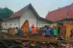Angin Kencang Terjang Ngawi, 1 Rumah Rata dengan Tanah & 1 Orang Luka-luka