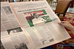 Isi Koran Bahasa Inggris Dipamerkan Jokowi: Soal IKN, Gibran, Mahkamah Keluarga