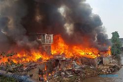 Kebakaran Hebat Landa Permukiman Padat di Manggarai Jaksel, 2 Orang Luka-luka