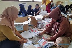 KPU Boyolali Mulai Sortir & Lipat Surat Suara Pemilu 2024, Target 5 Hari Kelar