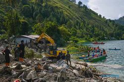 Hari ke-7 Upaya Pencarian 10 Korban Banjir Bandang & Longsor di Humbahas Sumut