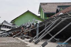 Dampak Puting Beliung di Madiun, Bangunan Sekolah hingga Tiang Listrik Ambruk