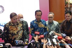Jokowi Bantah Jadwal Kunjungan Kerja Buntuti Lokasi Kampanye Ganjar