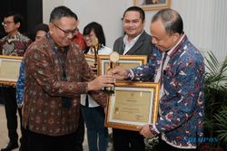 Semen Gresik Raih Predikat Pelaksana Terbaik 2 CSR Awards dari Pemprov Jateng