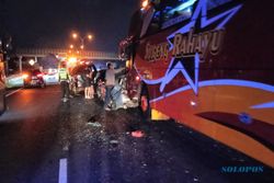 Kecelakaan Karambol di Tol Krapyak Semarang, Diduga Dipicu Bus Sugeng Rahayu