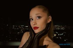 Ariana Grande Luncurkan Album Baru Eternal Sunshine