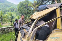 Truk Bak Terbuka Bawa Peziarah Kecelakaan Tunggal di Bandung Barat, 5 Meninggal