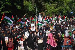 Aksi Bela Palestina di CFD Solo, Peringati 100 Hari Perang di Jalur Gaza