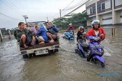 Dampak Hujan Deras, Kawasan Industri Sapan Bandung Terendam Banjir