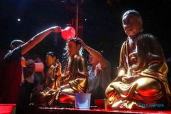 Jelang Perayaan Imlek, Kelenteng Tien Kok Sie Solo Gelar Ritual Kimsin