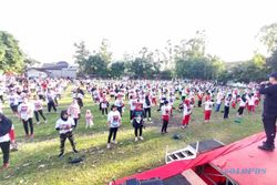 Unjuk Kekuatan, 102.000 Kader PDIP Solo Senam di 51 Lokasi