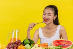 Ketahui Fakta dan Mitos Seputar Pola Makan Sehat