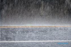 BMKG Ingatkan Potensi Hujan Lebat saat Mudik Lebaran 2024