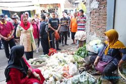 Banyak Pedagang Jualan di Jalan, Pasar Genuk bakal Ditata Ulang