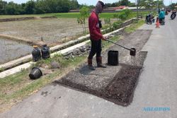 Rusak Parah, Ruas Jalan Gedaren-Manjungan Ngawen Klaten Akhirnya Diperbaiki