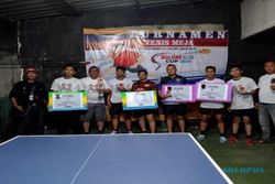 Ale dan Hendi Asal Karanganyar Juara I Turnamen Pingpong Piala Bolone Mase 2024