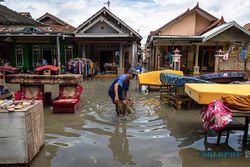 Genangan Berangsur Surut, Warga Korban Banjir di Demak Mulai Kembali ke Rumah