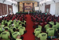KPU Sosialisasikan Tata Cara Pemilu ke Warga Binaan di Rutan Solo