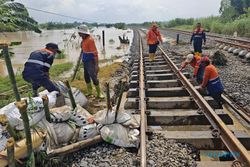 Banjir antara Stasiun Gubug-Karangjati, Jalur KA Semarang-Surabaya Terdampak